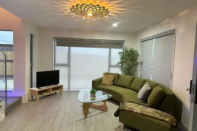 Image de Seaviews central with Airport Proximity\"