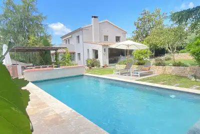 Image de Agréable villa moderne provençale familiale