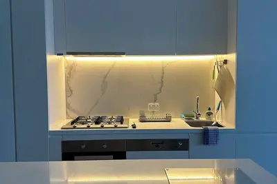 Image de Cozy apartment 5 mnt walk to Westfield Doncaster