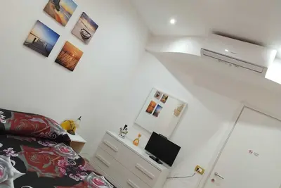 Image de A Pochi Passi Dall'humanitas e dal Forum di Assago, Tram per Duomo di Milano