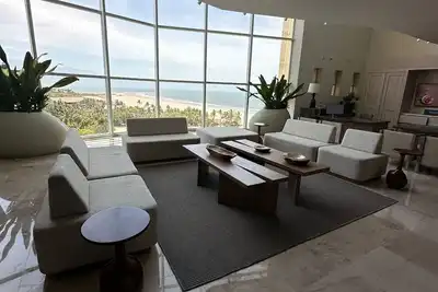 Image de Grand Luxxe is a sophisticated getaway to the most discerning palates.