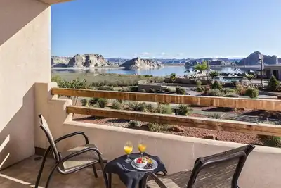 Image de Ultimate Nature Retreat in Lake Powel | Stunning View from Balcony, Outdoor Pool