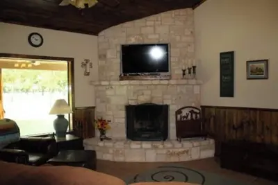 Image de Frio Pecan Farm House 24