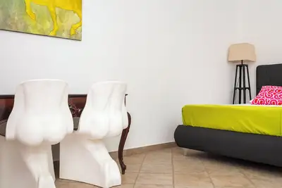 Image de Design near Termini, in lively neighborhood, 20 minutes Colosseum and Centro Storico