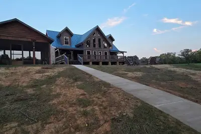 Image de Sunset Pointe Douglas Lake Cabin