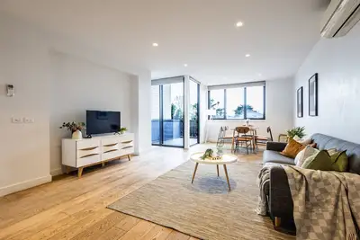 Image de StayAU Stylish 3br Sea Breeze Mordialloc