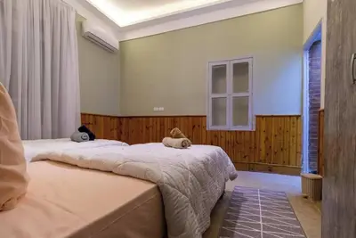 Image de Deluxe Family Room with Pyramids View