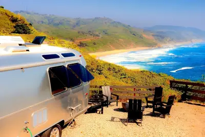 Image de Beachfront California Coast Airstream