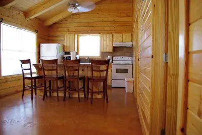Image de Frio Pecan Farm Log Cabins 1-17