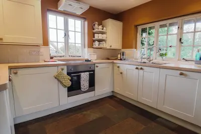 Image de Dancing Hill Cottage, pet friendly, with open fire in Crediton