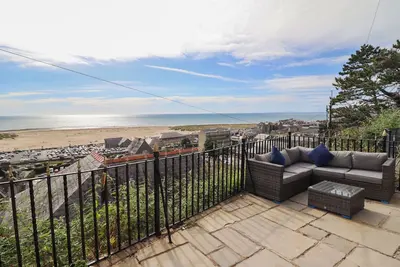 Image de Tonnau Yr Oleu Or “ Waves Of Light”, pet friendly in Barmouth