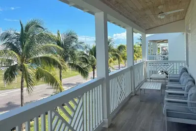 Image de 4-bedroom house in delightful Nassau with WiFi, fitness room, Ac - Palm Cay