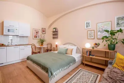 Image de TurnKey | Antonin Dvorak Apartment I