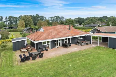 Image de Belle maison à Hejls avec sauna