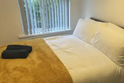 Image de 3 Bed-Sleeps 5- Garden-Pets-Parking