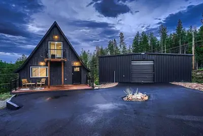 Image de Aspen A-Frame | Modern-Seclusion-Hot Tub