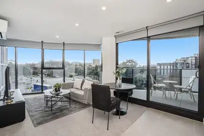 Image de Elegant 1-Bed with Outstanding Building Amenities