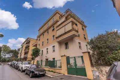 Image de New and cozy apartment just minutes from Vatican City
