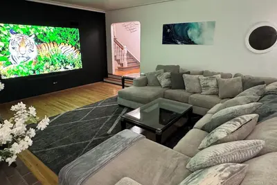 Image de Marine Oasis Elite Entertainment Quality comfort sleeps 12