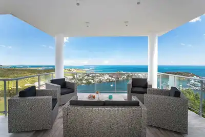 Image de Luxury Villa with Pool in Oyster Pond