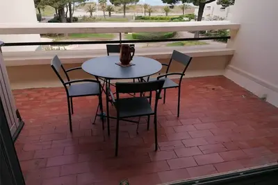 Image de Appartement 2 pièces avec terrasse à 500m des commerces, parking privé