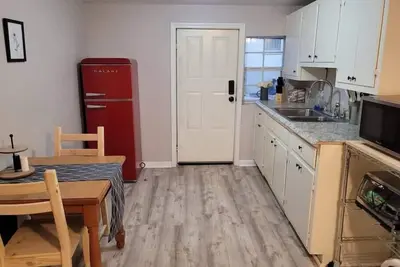 Image de Peabody Backhouse 6 S