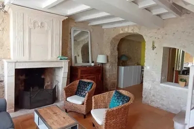 Image de Maison de caractère sur le port avec jardin