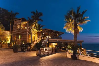 Image de Charming 2-Bedroom Apartment with Terraces & Pool