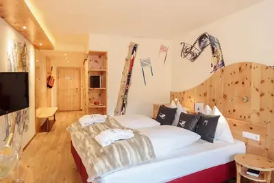 Double room \"Zirbe Nockberge\" - Summer 1-3 - Der Kirchheimerhof - Superior