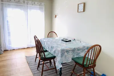 Image de Blessing Bay 4-bedroom townhome in Grandview