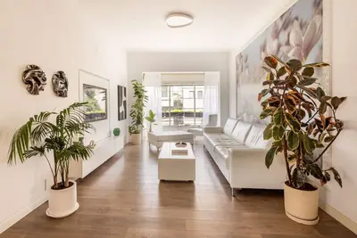 Image de The Heart of Tel Aviv Elegant Home