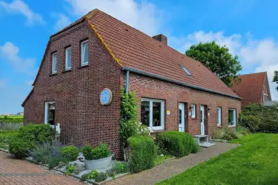 Image de Oll Smee 9 - Holiday home with two apartments for a large group!