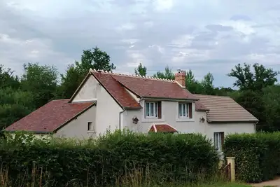 Image de Maison de campagne avec piscine