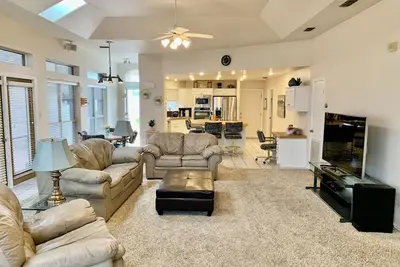 Image de Charming/Cozy/Relaxing 2/2 Home w/easy access to Expressway in Mission, Tx