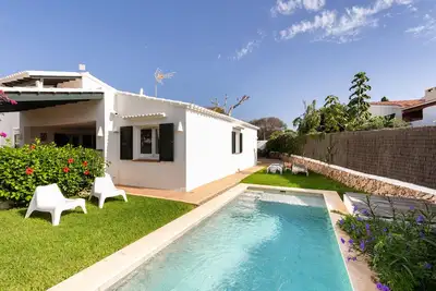 Image de Villa 'Esther Vistas Al Mar' avec vue sur la mer, piscine privée et Wi-Fi