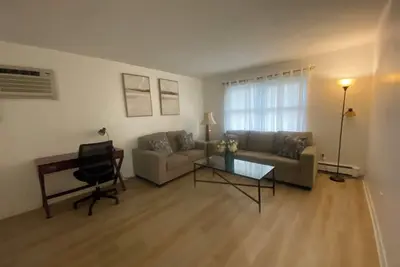 Image de Affordable stay near Ewr airport, Met Life, and American Dream Mall. Book today!