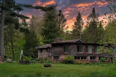 Image de Lakeside Serenity: Your Perfect Northwoods Exhale