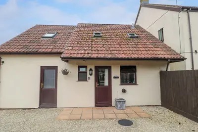 Image de Wildberry Cottage, family friendly, with a garden in Brean