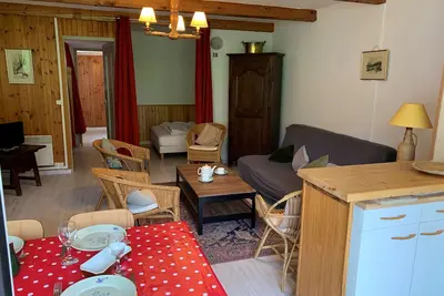 Image de T2 Cabine 6 pers avec parking, face aux pistes - Enchastrayes