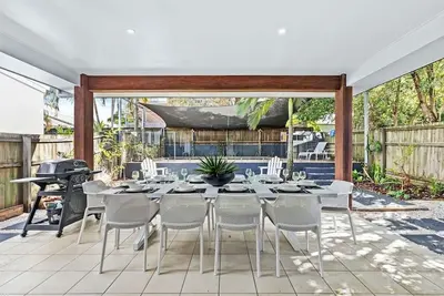 Image de Manly Oasis 5bd - 3 King beds, Pool, BBq