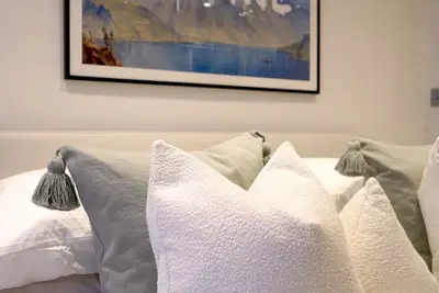 Image de Lioness House: newly refurbished townhouse garden-flat in leafy Parsons Green