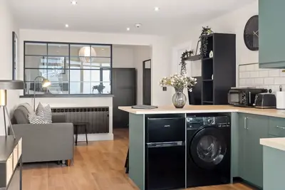 Apartment 296 - Clifden - sleeps 2 guests  in 1 bedroom
