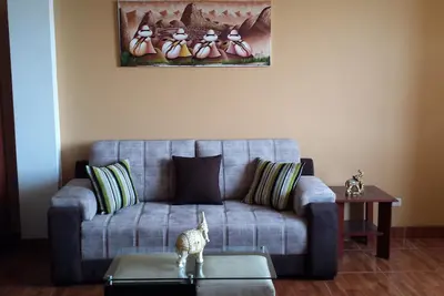 Image de Walk to Videna Private Condo 2 Bed 1 Bath Apt. San Luis