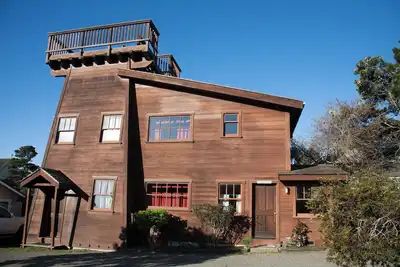 Image de Coastal Redwood Tower with WiFi - Dog Friendly - in charming Mendocino
