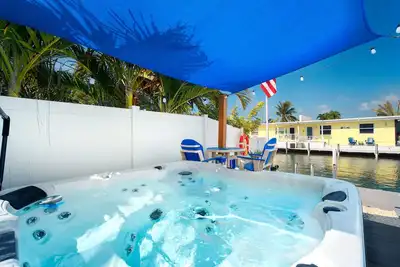 Image de Experience the Ultimate Florida Keys Getaway in Our Stunning Rental! \"