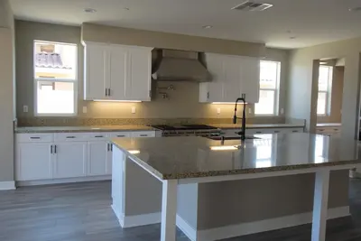 Image de Home away from home