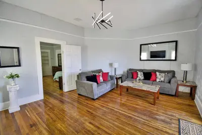 Image de Entire Cozy House  Near Utep