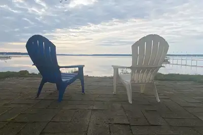 Image de 3-bedroom Douglas Lake waterfront cabin in amazing Levering with WiFi, window Ac