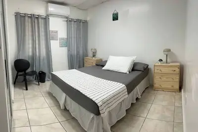 Image de 3-bedroom house, near beautiful beaches & access to public transportation.