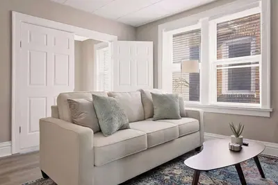 Image de Fully Equipped Cozy 2br Apartment Near Delmar Loop - Mid term Rental \n